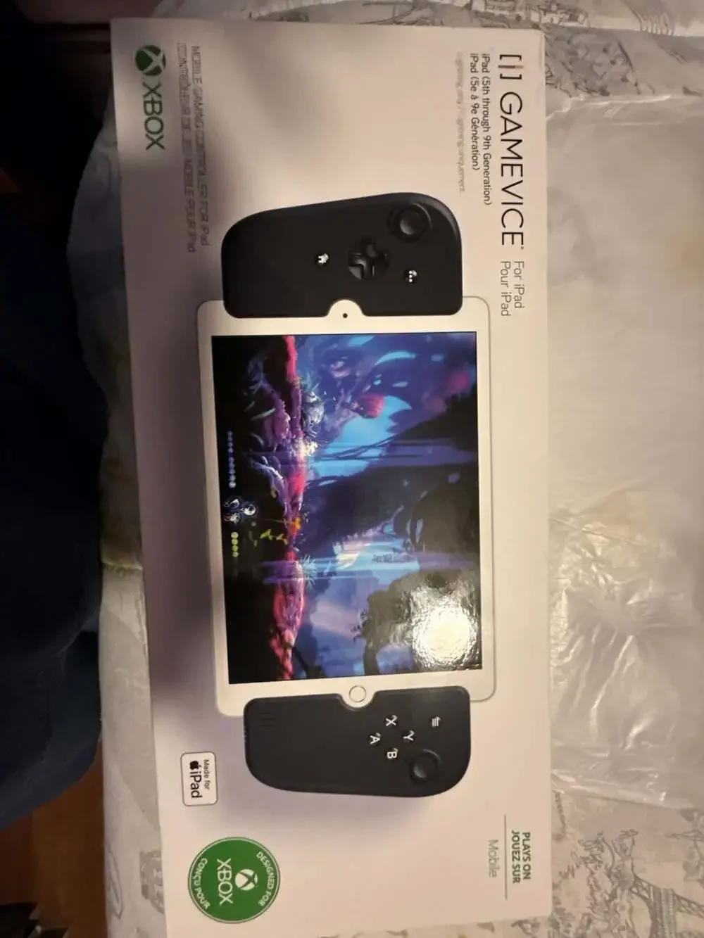 Gamevice Mobile Gaming Controller for iPad (5th through 9th Generation) - Design
